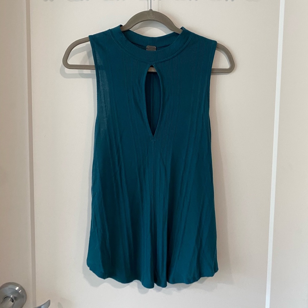 Free People Tank - Picture 2 of 9